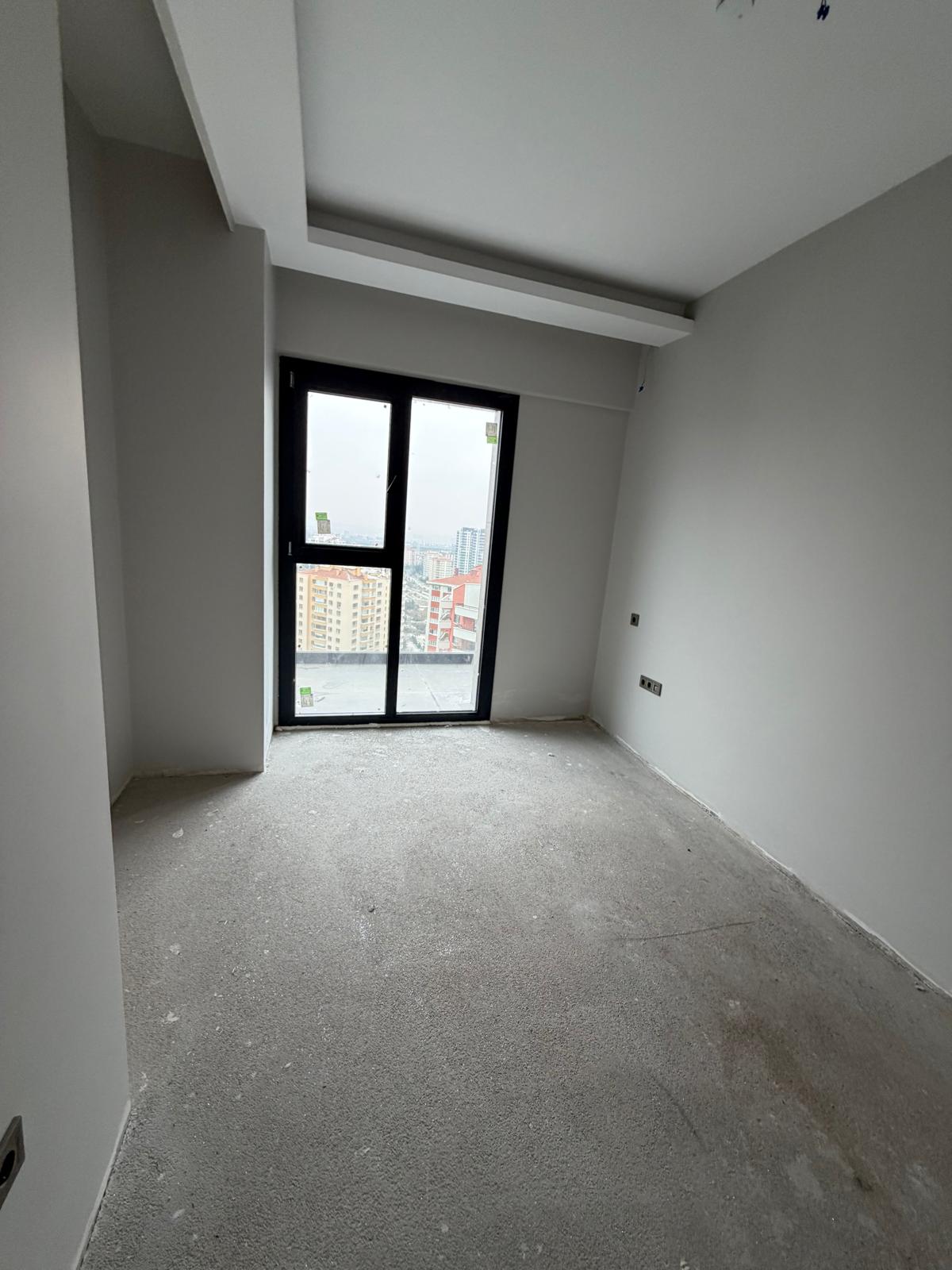 Vega Taurus Avm Yakınında 4+1 Daire