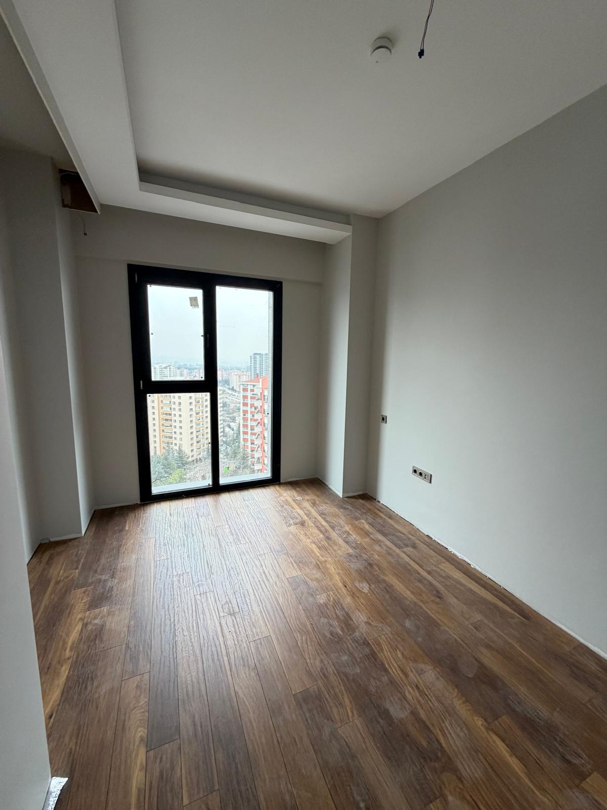 Vega Taurus Avm Yakınında 2+1